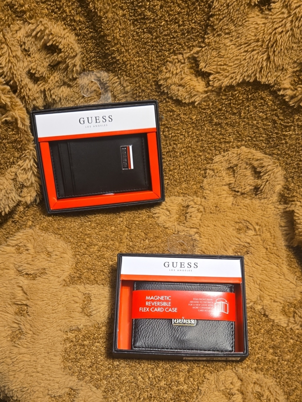GUESS Black Leather Magnetic Reversible Flex Card Case Duo